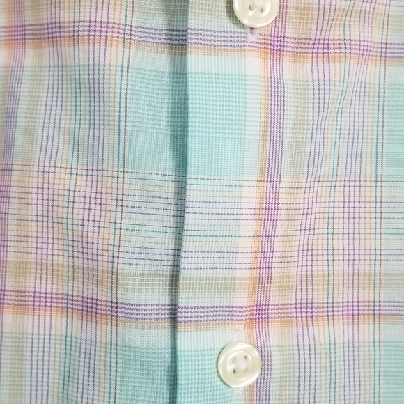 Egara Button Up Non-Iron Collared Dress Shirt. Size XXL. - Picture 4 of 7